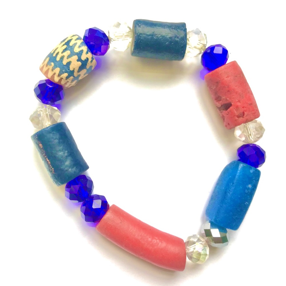 NEW Multi-colored Glass African Beaded Bracelet